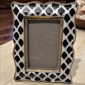Vintage Sicura Elegant Black and White Patterned Photo Frame with Gold Accents